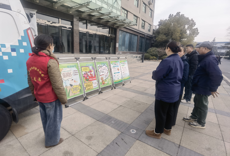 大篷车进厂区，科普宣传零距离